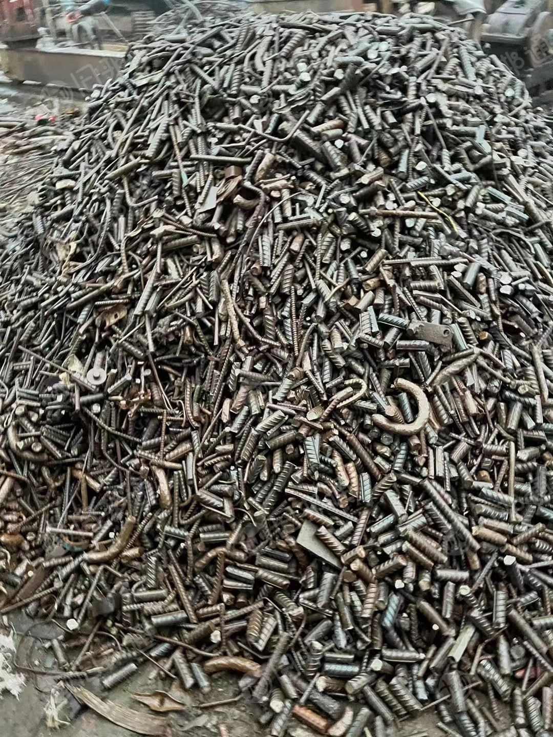 长期供应钢筋颗粒,大量现货