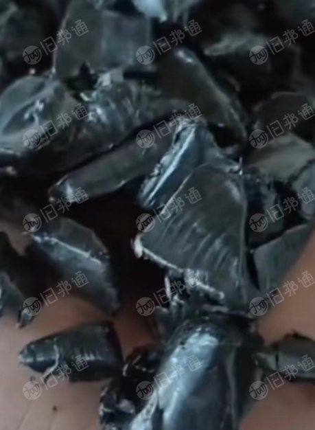 长期出售PE管道破碎料,燃气管道破碎料,给水管破碎料,钢丝骨架管破碎料