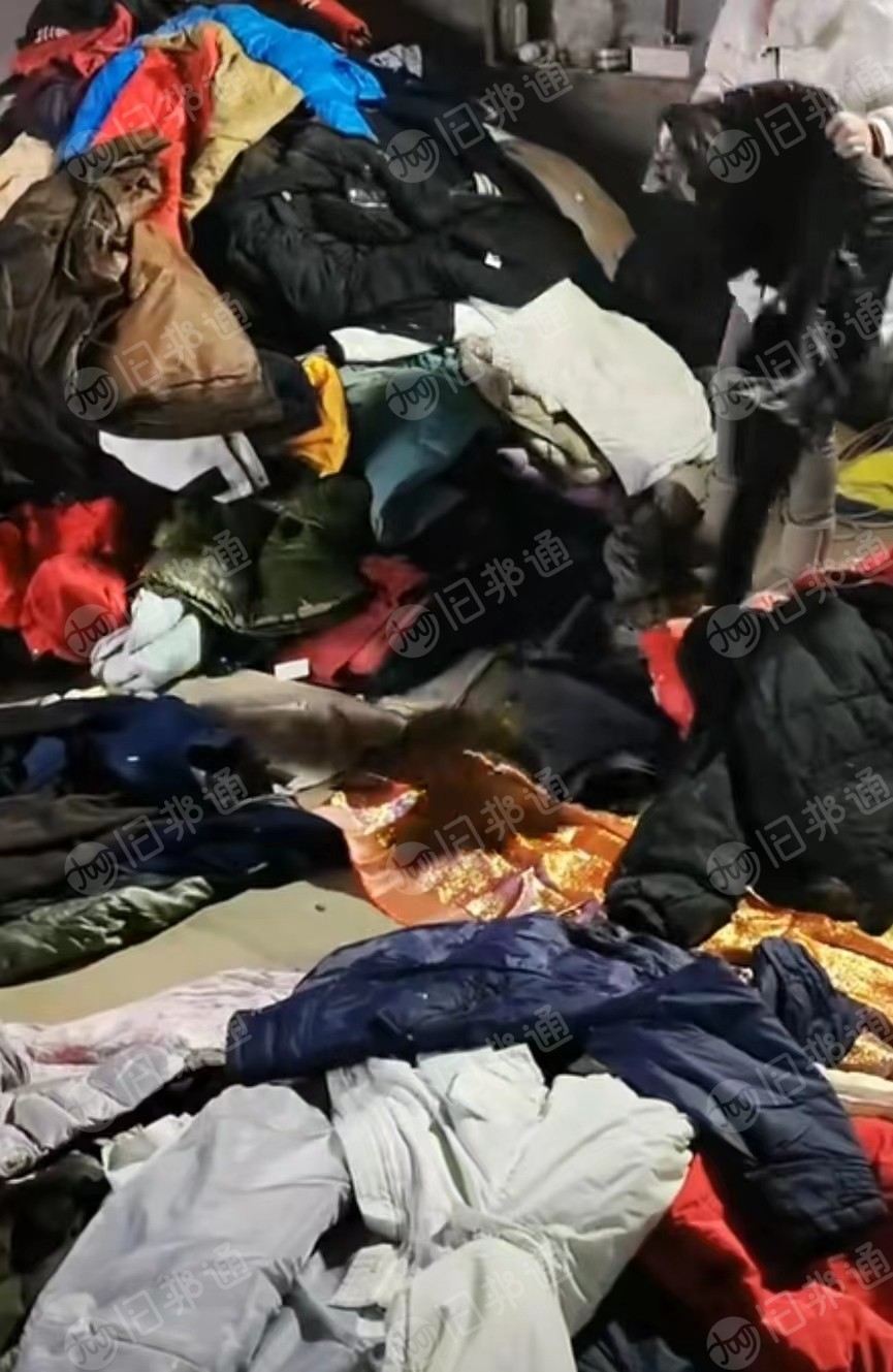 长期出售新旧羽绒服,过刀羽绒,二手羽绒