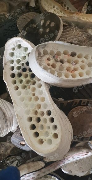 大量回收垃圾鞋,旧鞋子,包包
