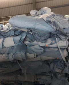 供应小片巨水木浆布，可以做足浴用品，供应数量10吨左右