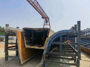 出售工程下来的废钢材，板材6个以上