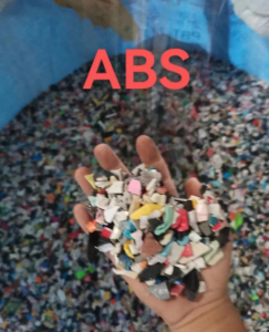 响胶厂长期出售静电分选白黑花ABS破碎料