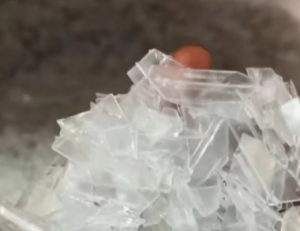 出售PC破碎料，烘干过色选