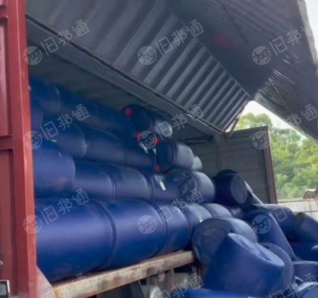 大量回收厂货统货大胶,PE蓝桶,周转筐,吨桶等废料