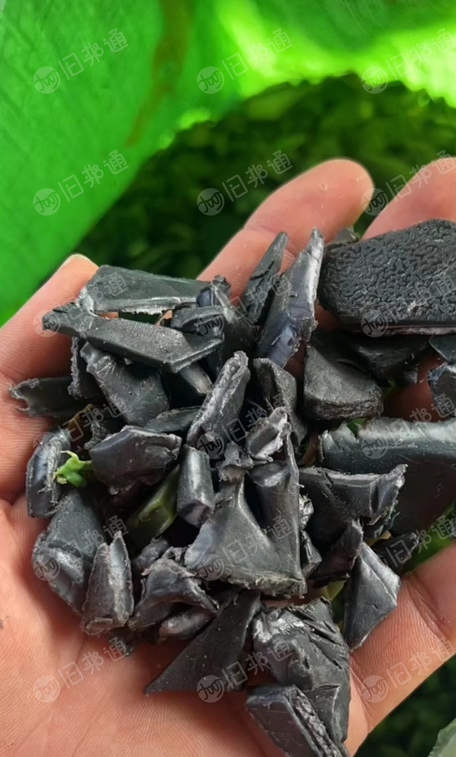 常年加工出售各种注塑低压破碎料,HDPE周转筐破碎料,大小蓝桶破碎料