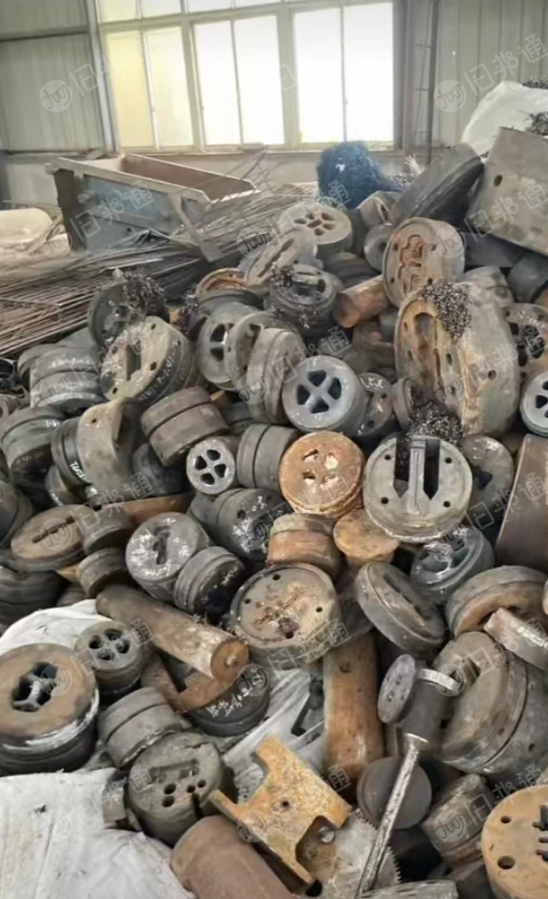 大量收购各种特种钢材,含铬钼钒废模具钢