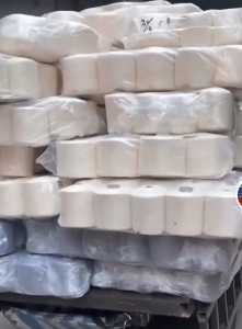 出售各种支数的纯棉纱，腈棉，本白胚纱，库存纱