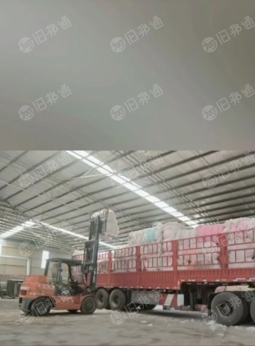 大量出售开松好的枕芯棉,化纤棉,古棉开松料