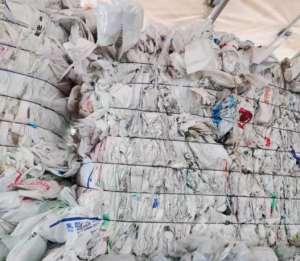 长期大量出售水洗乳白袋废料