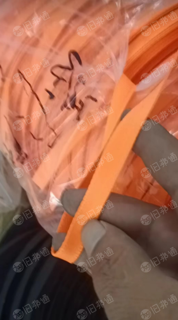 出售一批库存布条,可以做鞋才,手袋!