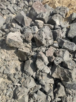 大量供应铬铁渣,大小块料