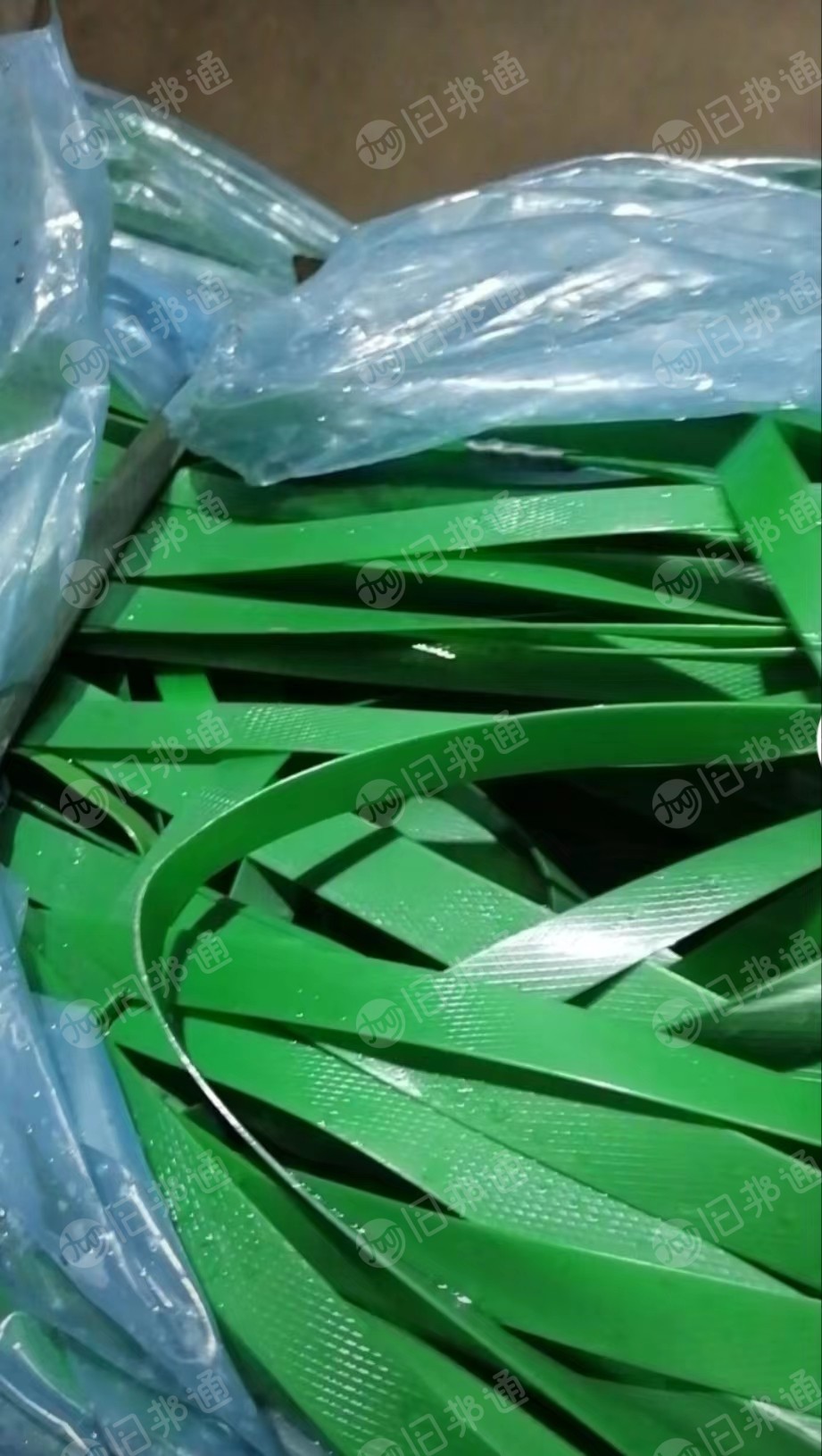 大量收购聚氨酯打包带毛料,PET吸塑片废料,瓶胚等