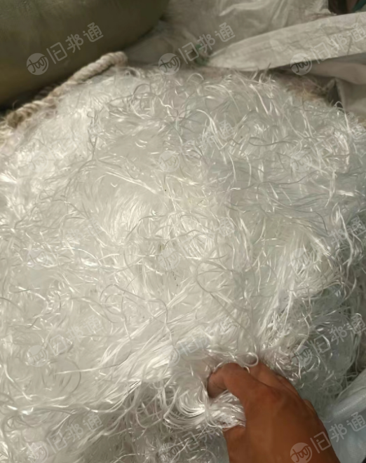 长期出售涤纶废丝,现货二十吨,需要的联系!