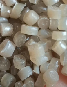 长期出售高低压颗粒，一级二级杂膜颗粒