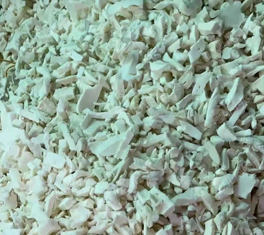 长期出售乳胶颗粒,化妆棉,仿乳胶等沙发填充材料