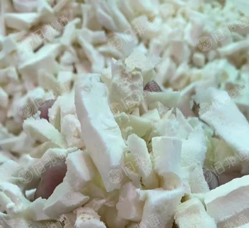 长期出售乳胶颗粒,化妆棉,仿乳胶等沙发填充材料