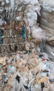 PE薄膜，大白二白花料混合打包，直接上机造粒，只做拉伸力大的好花料