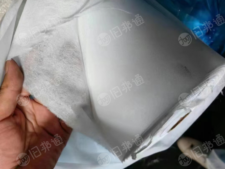 出售全涤无纺布几十吨一等品,有的带点胶有的不带!