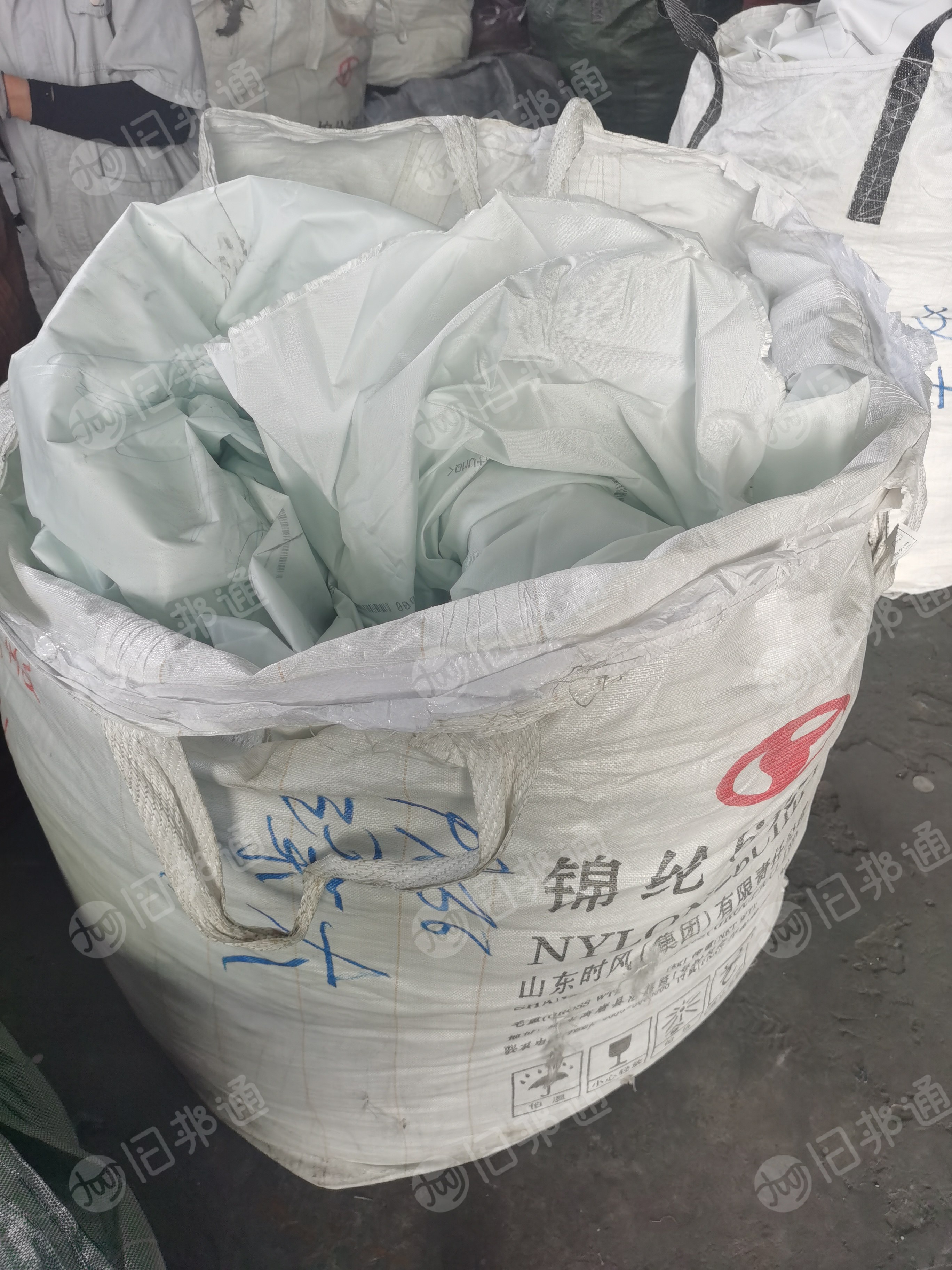 长期出售尼龙气囊布(PA66),有带胶跟去胶的