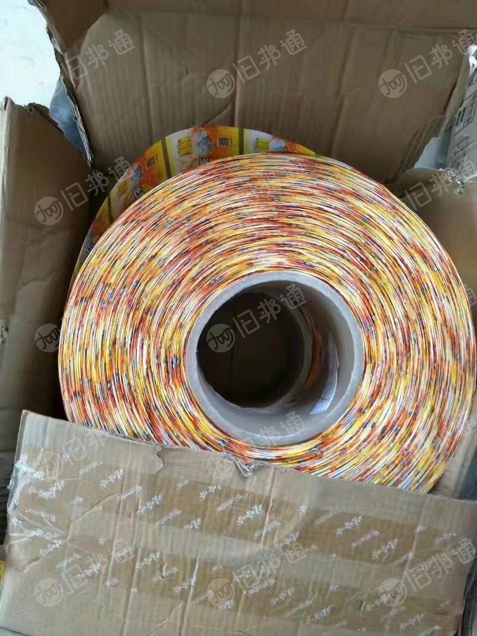 出售PET商标纸废料