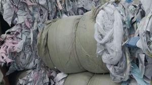 pp无纺布口罩边角料10吨出售，需要的联系！