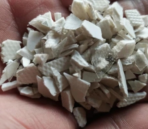 全新软质PVC破碎料，发泡，全塑料，现货出售