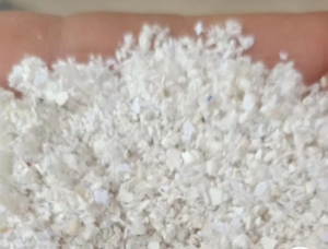 PVC汽车内饰革破碎料，PVC吹毛料，六粉，汽车坐垫粉碎料