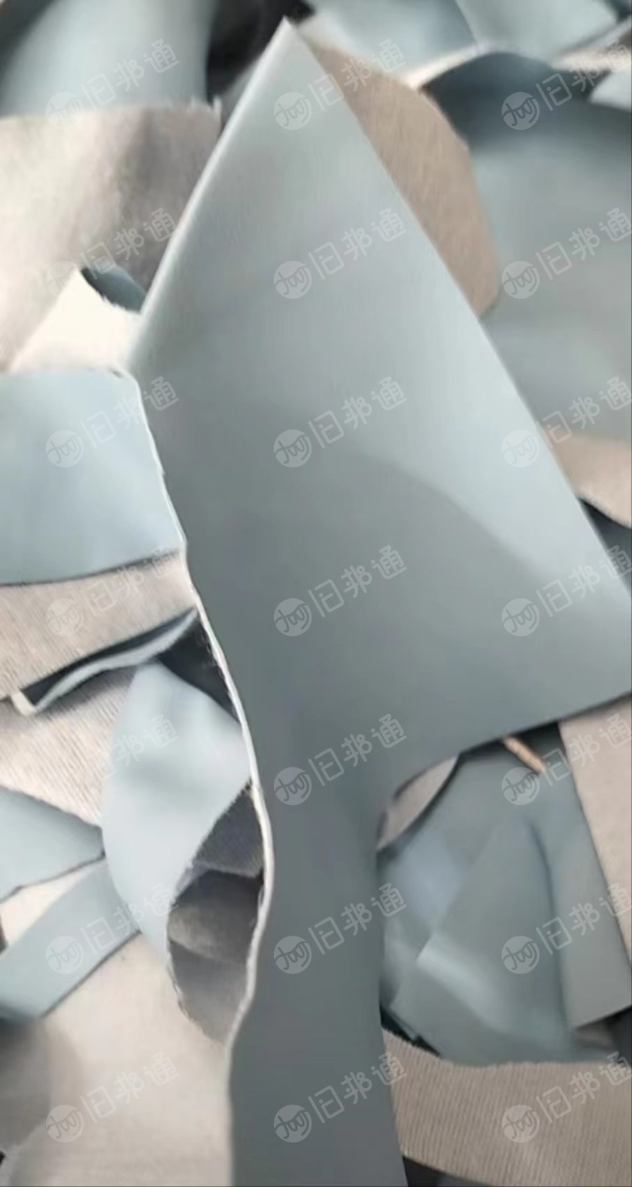 汽车环保边角料,海绵革边角料,马鞍革边角料,沙发革边角料,PVC皮革边角料等,大量回收