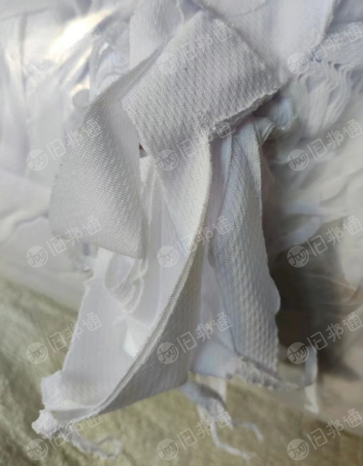 纯涤漂白开花料,三分之一梭织,30吨现货出售!