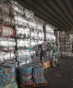 各种复合膜,复合包装袋,彩印厂边角废料收购