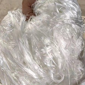 长期回收各种涤纶废丝废布，化纤边角料