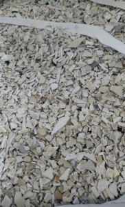 日杂破碎料，铁厂破碎料，家电、汽车等静电分选料，月供1000吨，净率98%以上