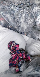 服装厂各种边角料大量回收