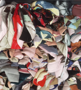 冬季加厚特大羽绒挡风被几千套出售