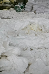 无纺布边角料大量回收造粒