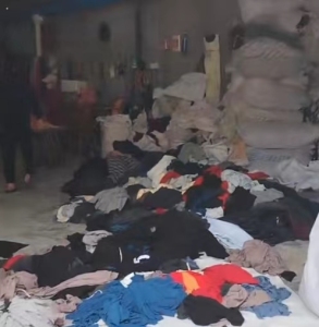 涤纶开花料，锦纶废料，花色造粒料，各种开花料，造粒料，拉丝料，大量出售