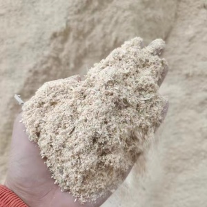 纯松木锯末,大量现货,水分10个,灰分3个左右