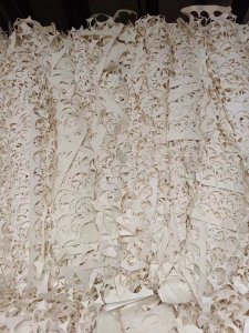 瓶盖纸边角料，木浆纸废料，大量现货