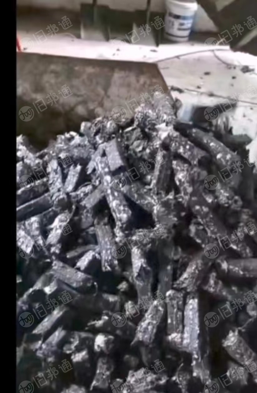 碎布破碎料,燃烧棒,SRF破碎料等,大量出售