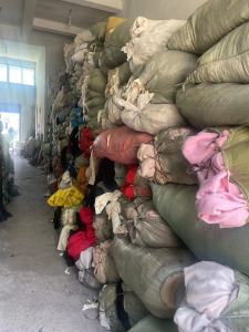 出售毛呢下脚料，羊毛下脚料，碎布料，含毛量高，大量现货