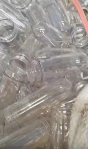 PET瓶胚破碎料，现货10吨，价格优惠