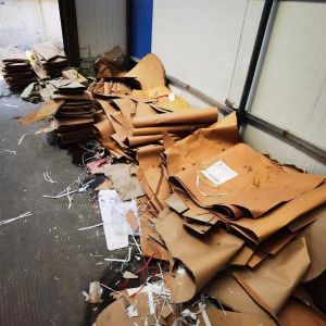 废牛皮纸，静电纸外包装皮出售