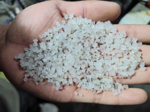 PE纯缠绕膜颗粒，过120目，常年生产销售