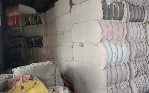 出售绗棉开松料，大白绗棉开花棉