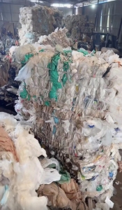 废旧大棚膜，PE薄膜废料，高压膜，花膜等厂家收购