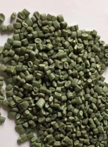 专业生产PP、PE复合颗粒，白色现货11吨便宜出售