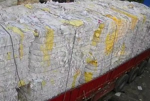 淋膜纸出售，黄白色，本色都有，月供几百吨