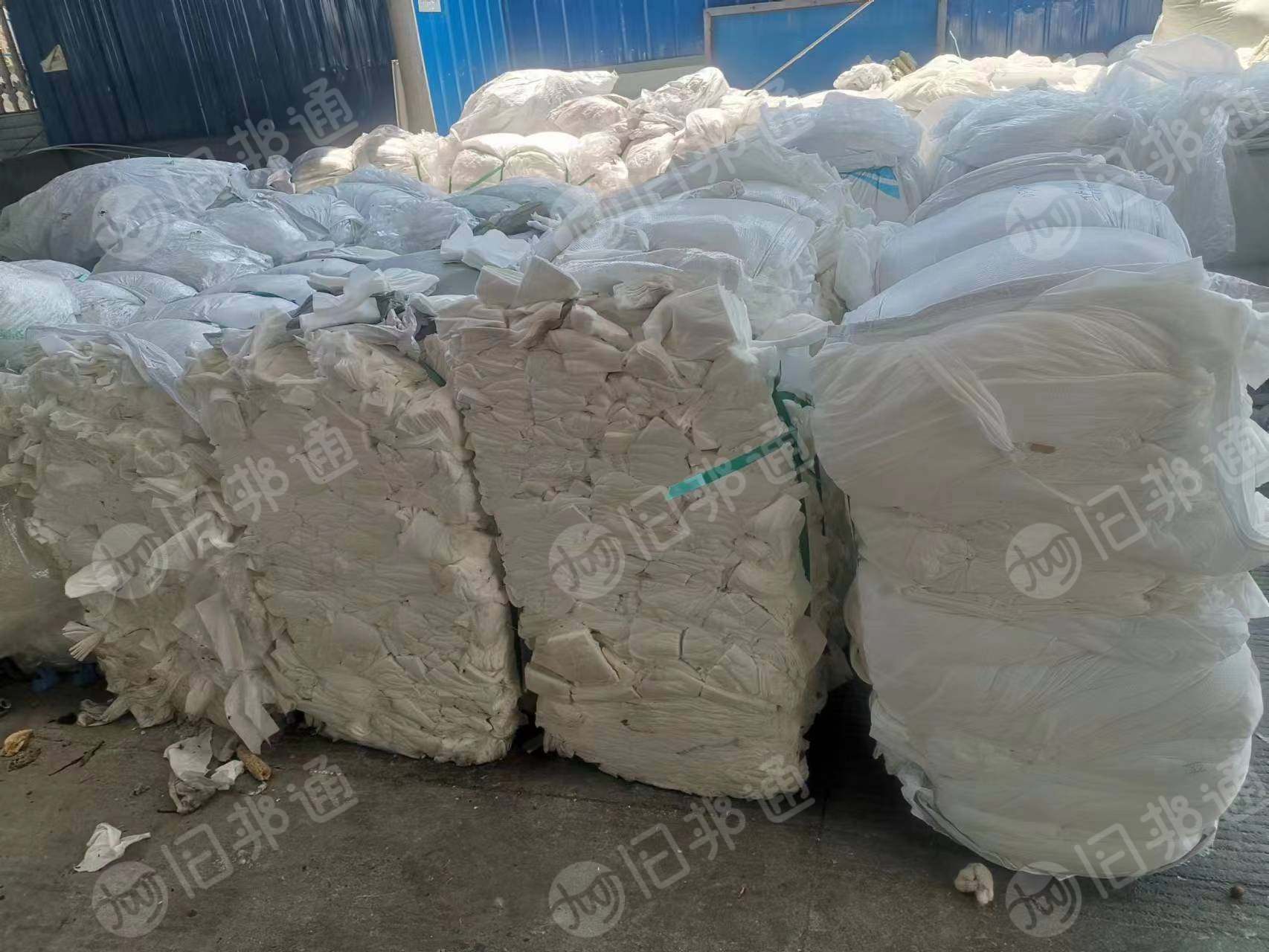 水刺无纺布边角料,涤黏无纺布,湿巾下脚料,大量出售