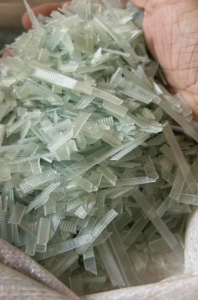 绿色尼龙扎带破碎料,现货50吨出售